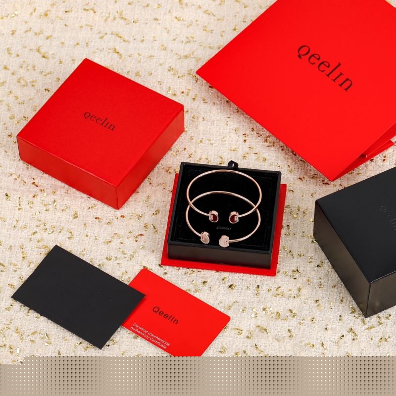 Ca*t*er bracelets